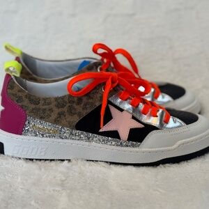 Golden Goose Women’s Shoe Size 40 NWT